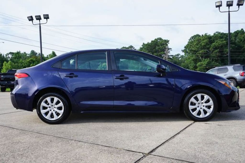 Used 2024 Toyota Corolla LE Sedan