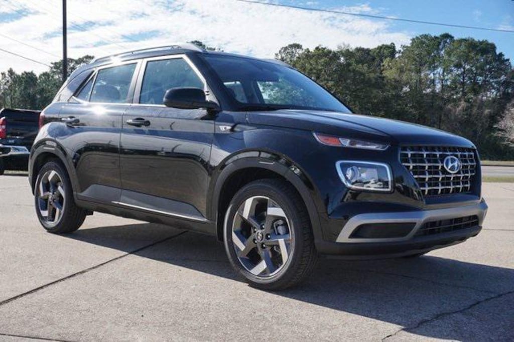 New 2026 Hyundai Venue SEL SUV