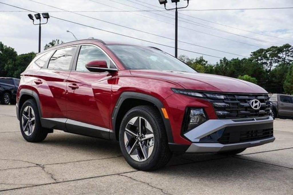 New 2026 Hyundai Tucson SEL Premium FWD SUV