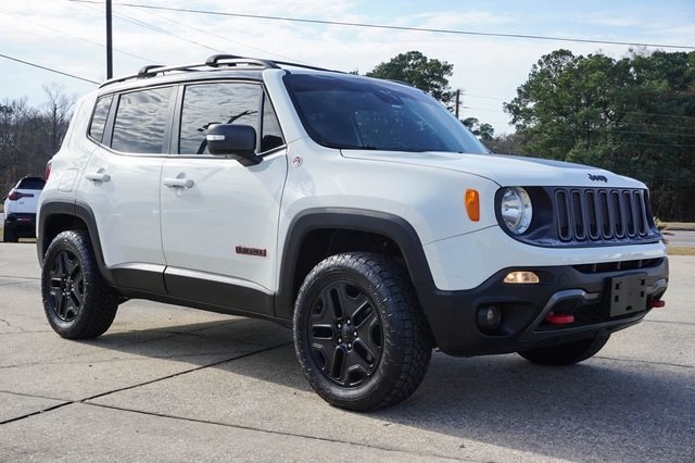 Used 2018 Jeep Renegade Trailhawk with VIN ZACCJBCB8JPG75822 for sale in Gautier, MS