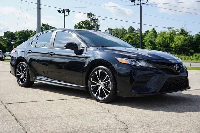 Used 2020 Toyota Camry SE with VIN 4T1G11AK9LU894171 for sale in Gautier, MS