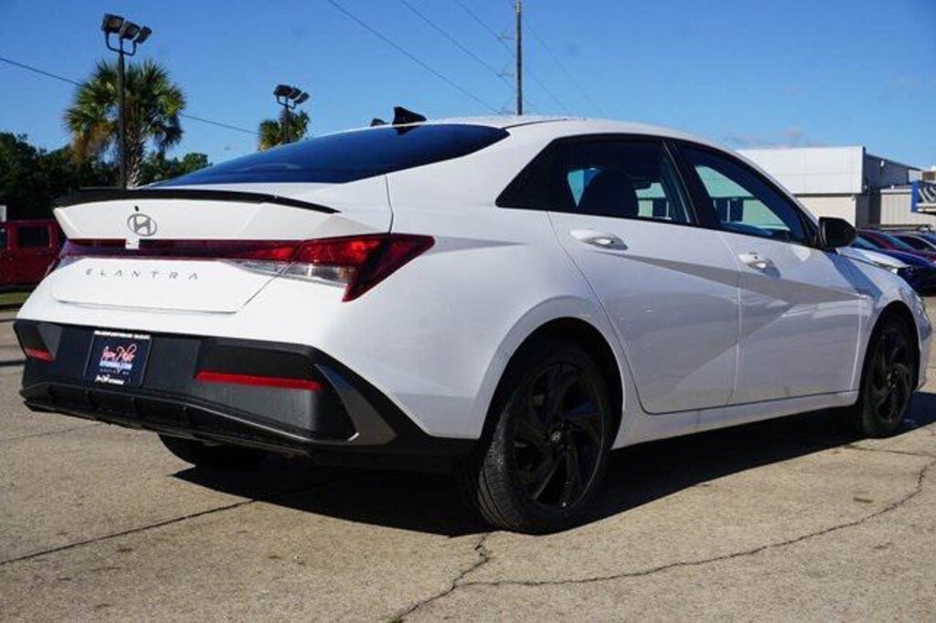 New 2026 Hyundai Elantra SEL Sport Sedan