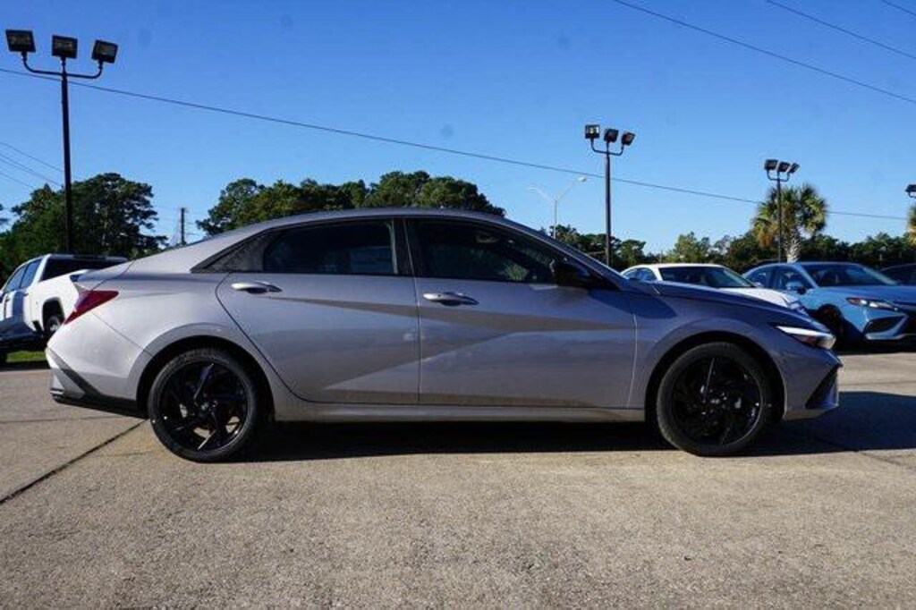 New 2026 Hyundai Elantra SEL Sport Sedan