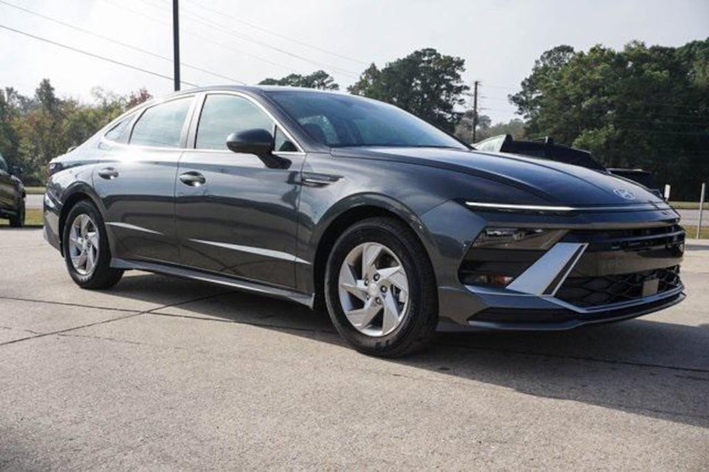 New 2026 Hyundai Sonata SE Sedan