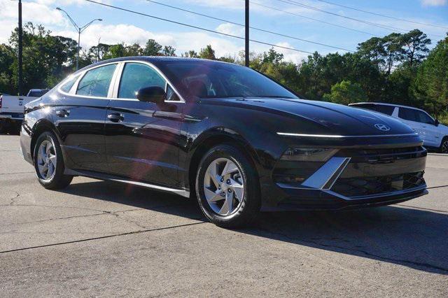 2026 Hyundai Sonata SE photo 2