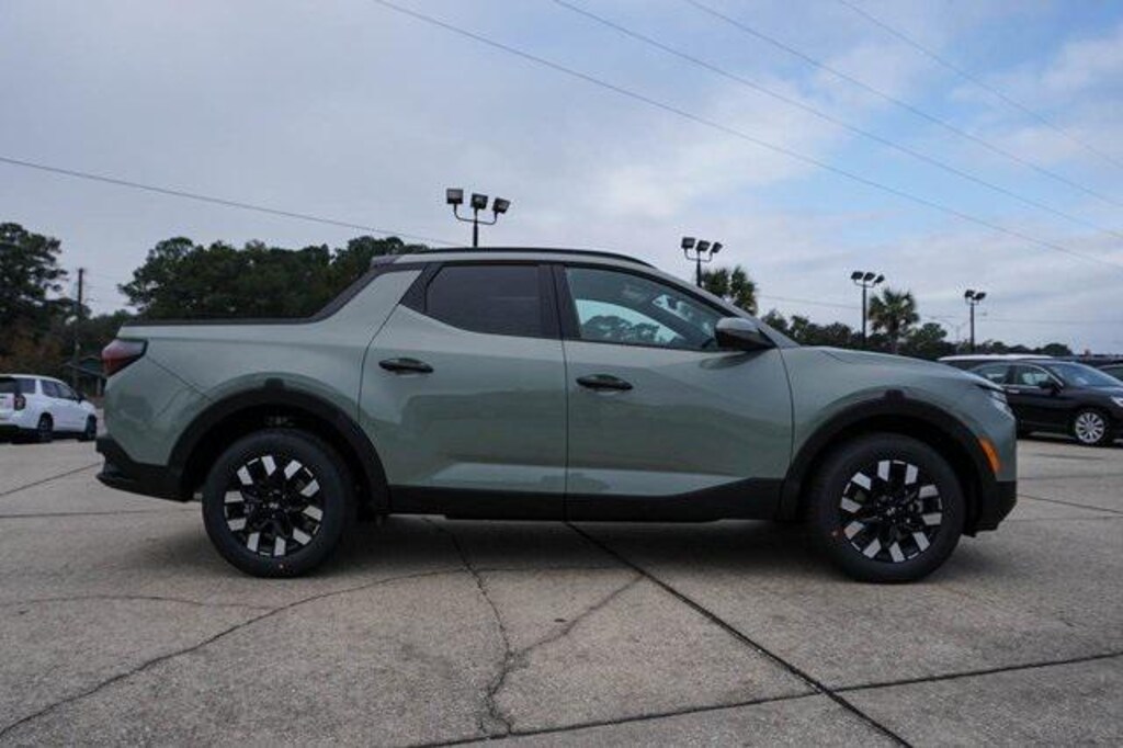 New 2026 Hyundai Santa Cruz SEL Activity FWD Truck