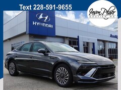 2025 Hyundai Sonata Hybrid Limited Sedan