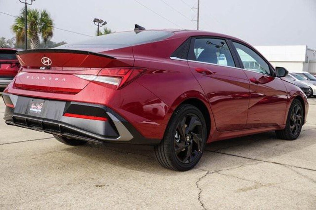 New 2026 Hyundai Elantra SEL Sport Premium Sedan