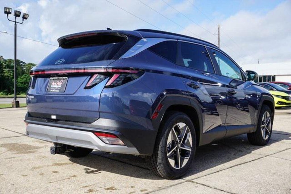 New 2026 Hyundai Tucson SEL Premium FWD SUV