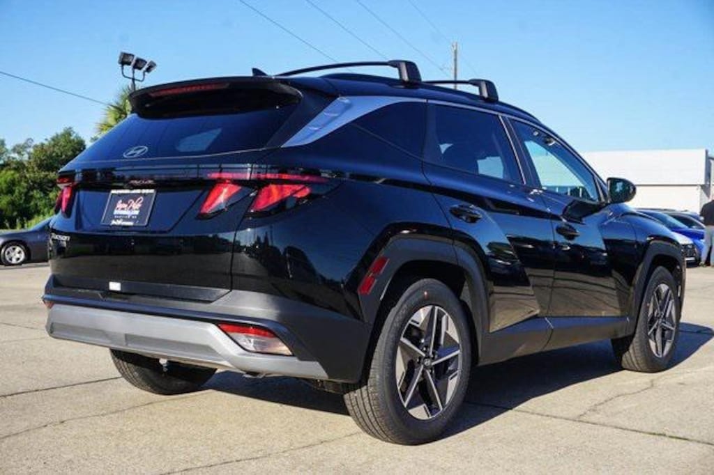 New 2026 Hyundai Tucson SEL FWD SUV