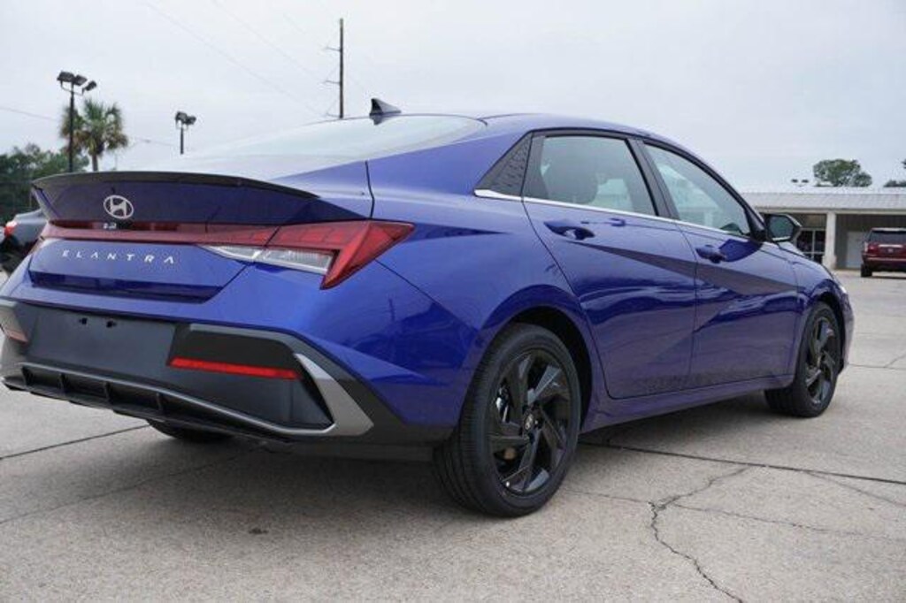 New 2026 Hyundai Elantra SEL Sport Premium Sedan