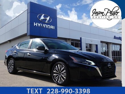 2024 Nissan Altima 2.5 SV Sedan