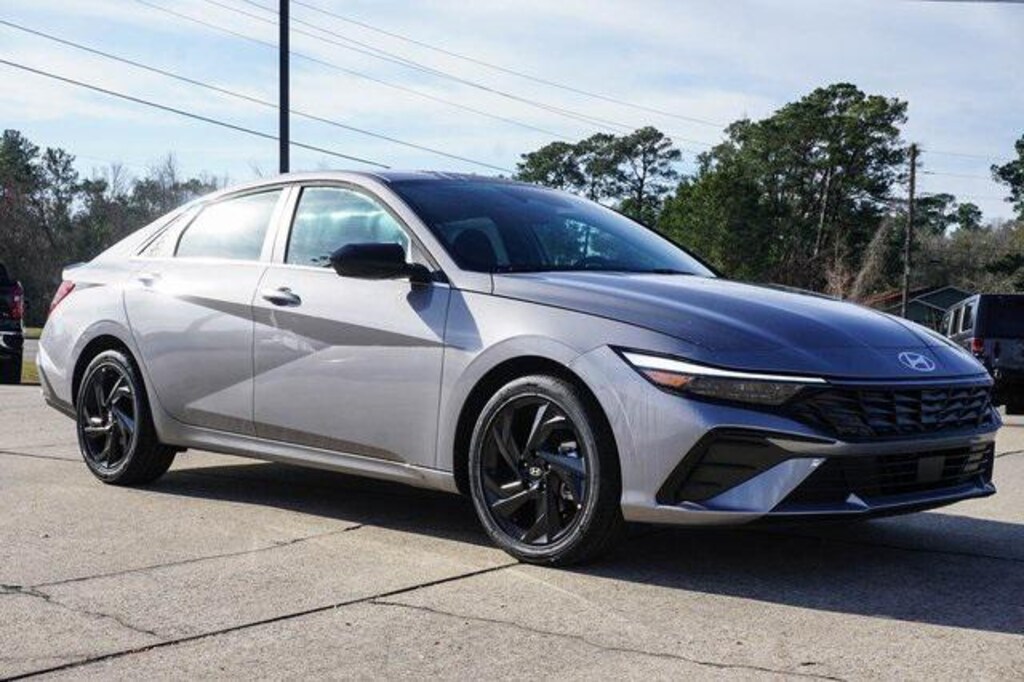 New 2026 Hyundai Elantra SEL Sport Premium Sedan