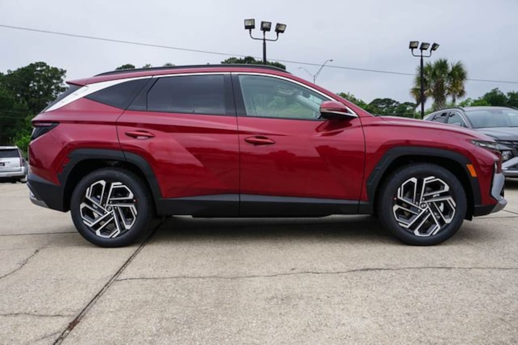 New 2026 Hyundai Tucson Limited FWD SUV