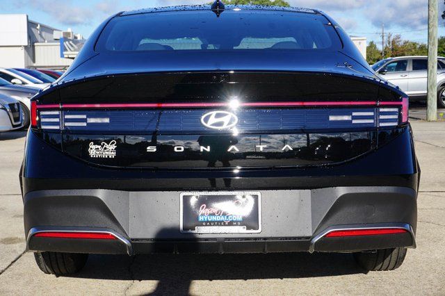 2026 Hyundai Sonata SE - Photo 6