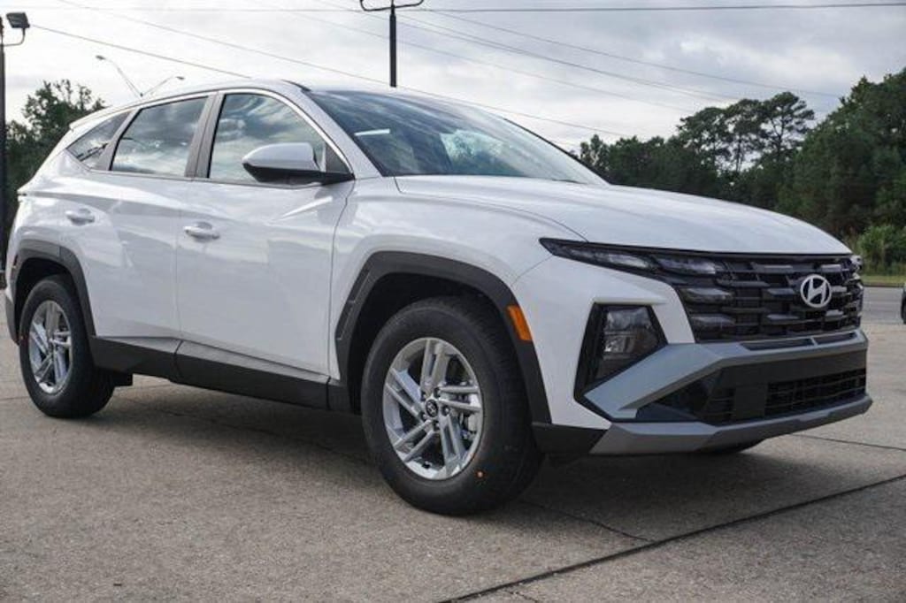 New 2026 Hyundai Tucson SE FWD SUV