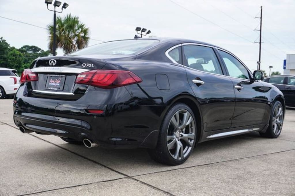 Used 2016 INFINITI Q70L 3.7 Sedan