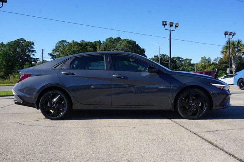 New 2026 Hyundai Elantra SEL Sport Sedan