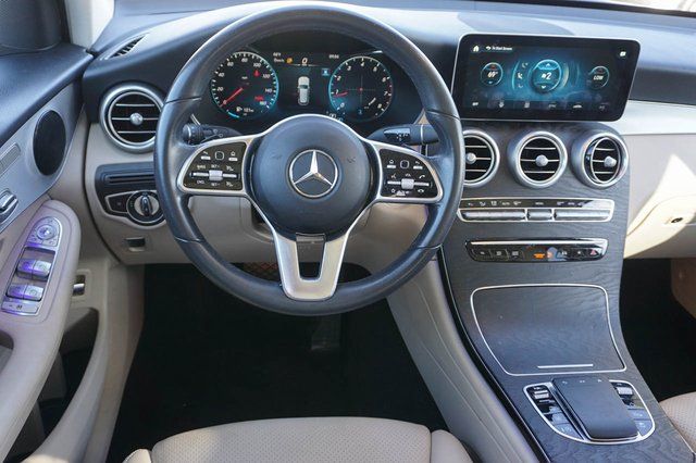 2022 Mercedes-Benz GLC GLC300 - Photo 17