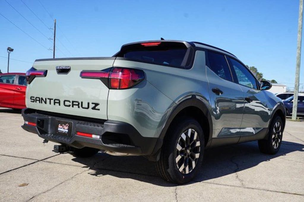 New 2026 Hyundai Santa Cruz SEL FWD Truck