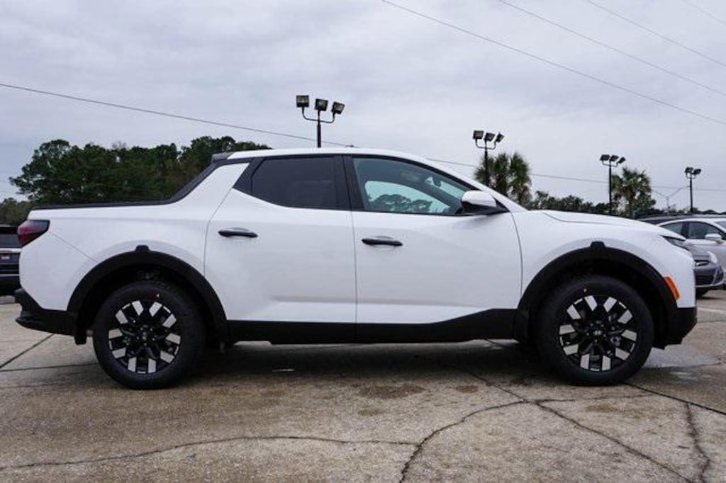 New 2026 Hyundai Santa Cruz SE FWD Truck