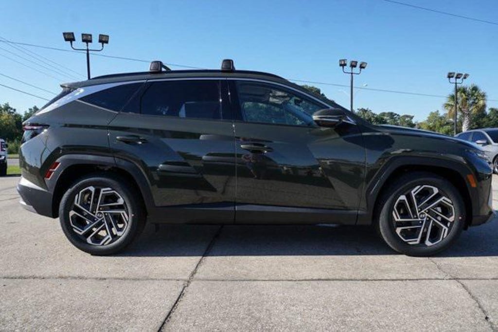 New 2026 Hyundai Tucson Limited FWD SUV