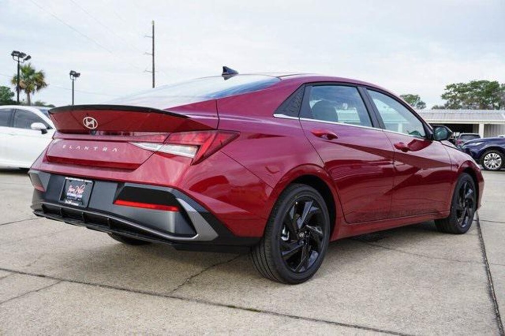 New 2026 Hyundai Elantra SEL Sport Premium Sedan