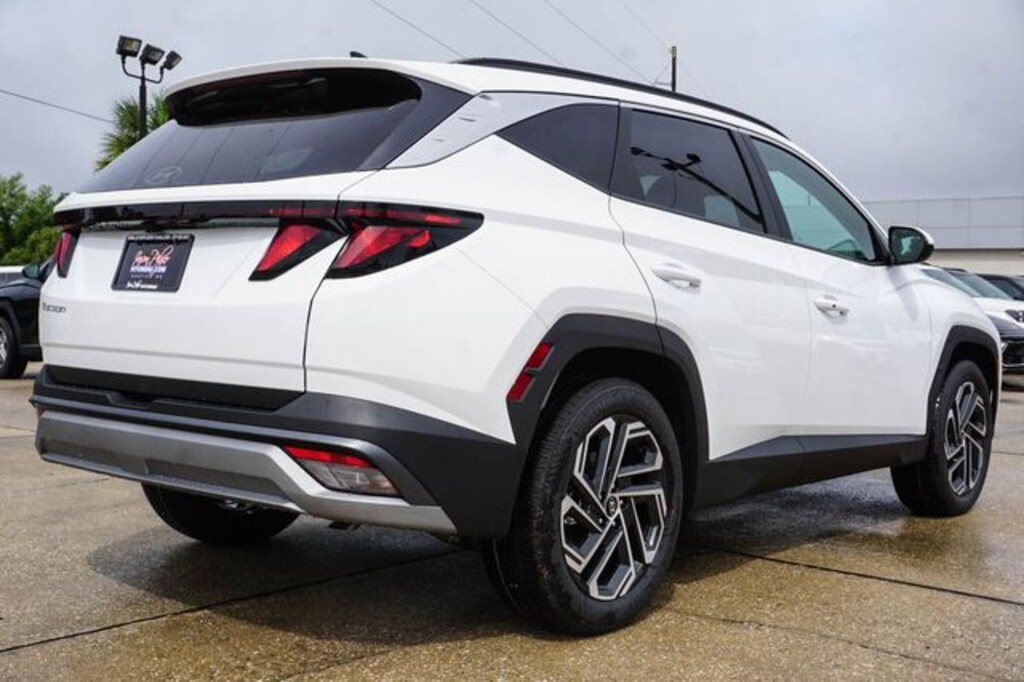 New 2026 Hyundai Tucson SEL FWD SUV