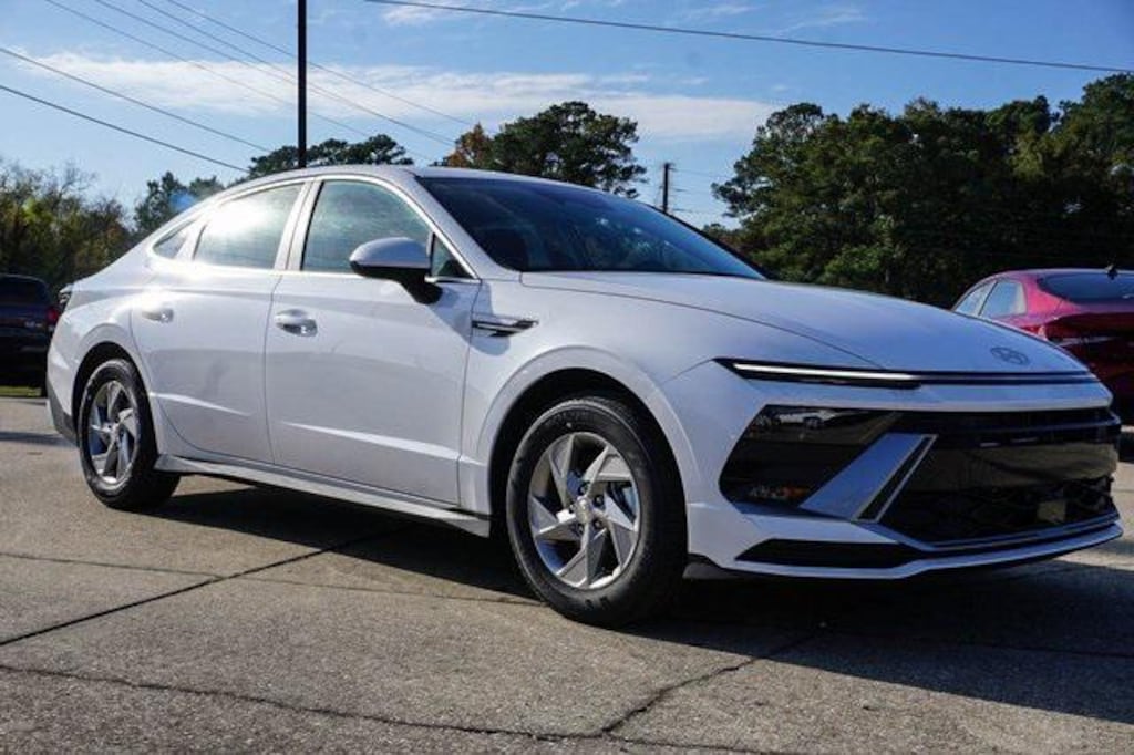 New 2026 Hyundai Sonata SE Sedan