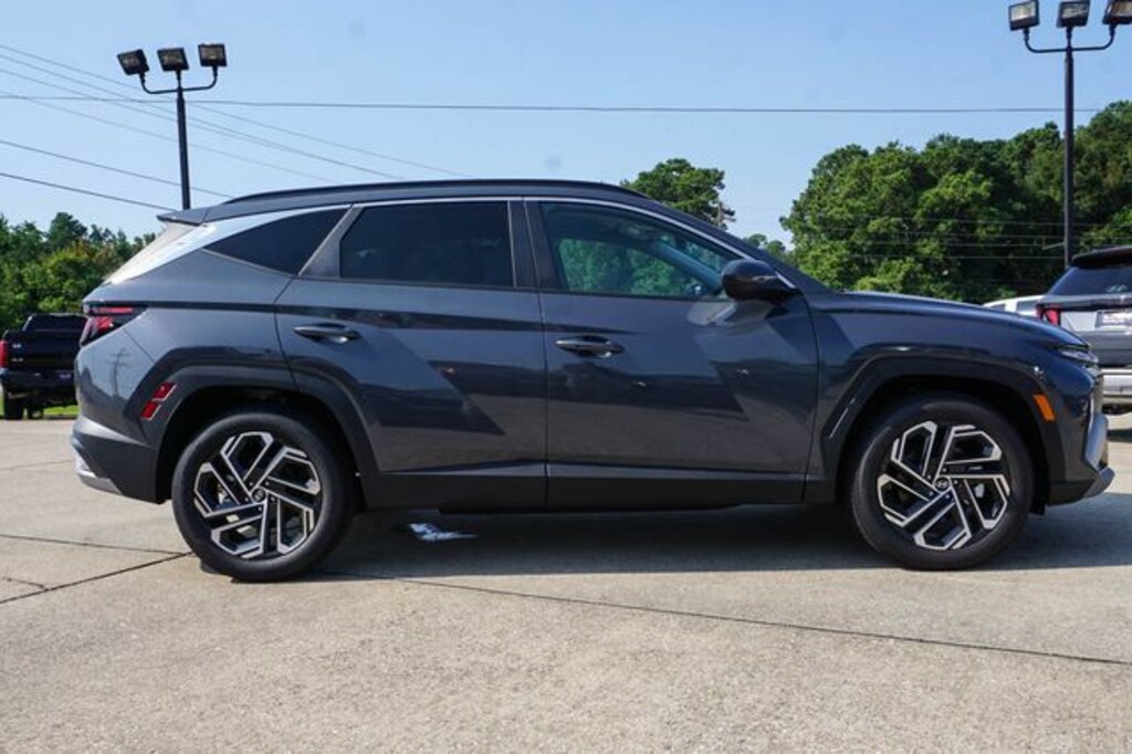 New 2026 Hyundai Tucson SEL Plus FWD SUV