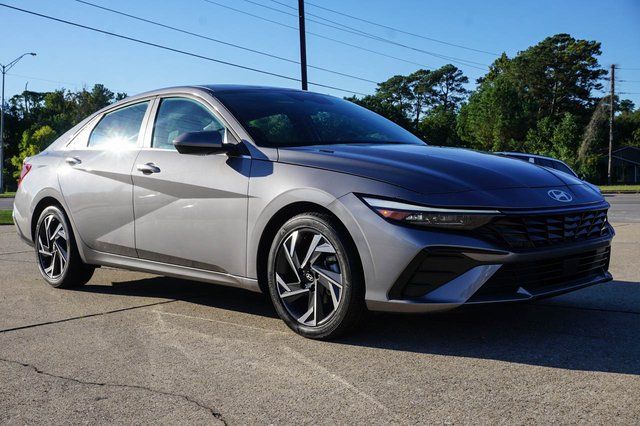 Used 2024 Hyundai Elantra SEL with VIN KMHLS4DG4RU820265 for sale in Gautier, MS