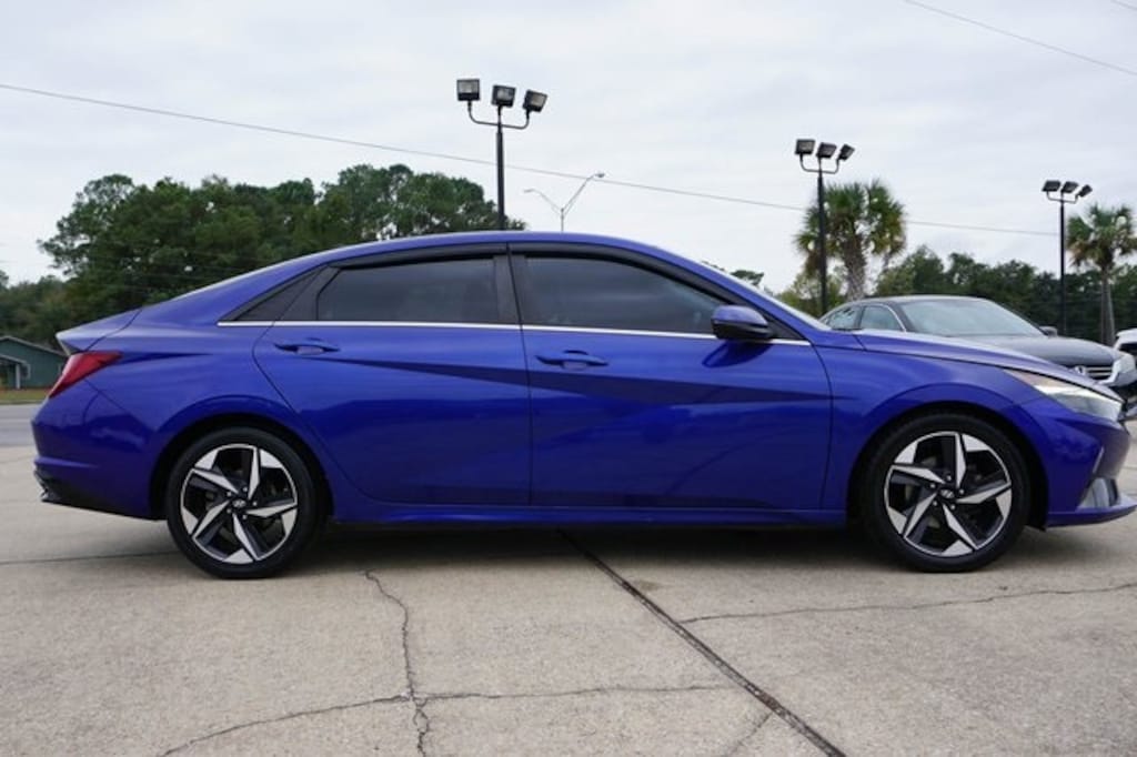 Used 2021 Hyundai Elantra SEL Sedan
