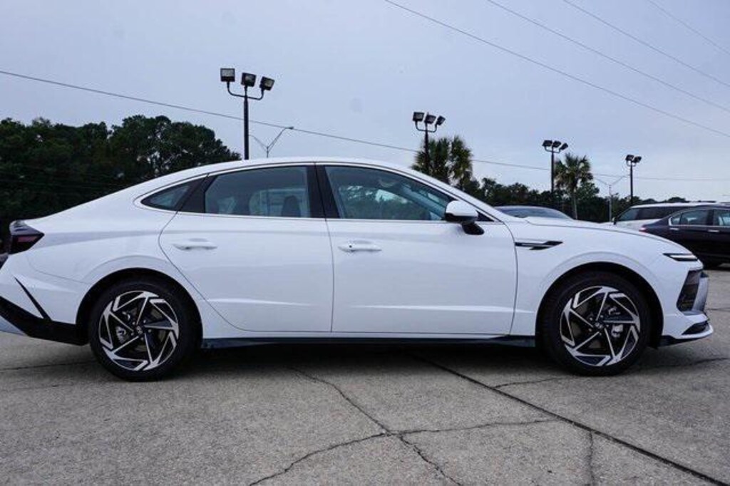 New 2026 Hyundai Sonata SEL Sport Sedan