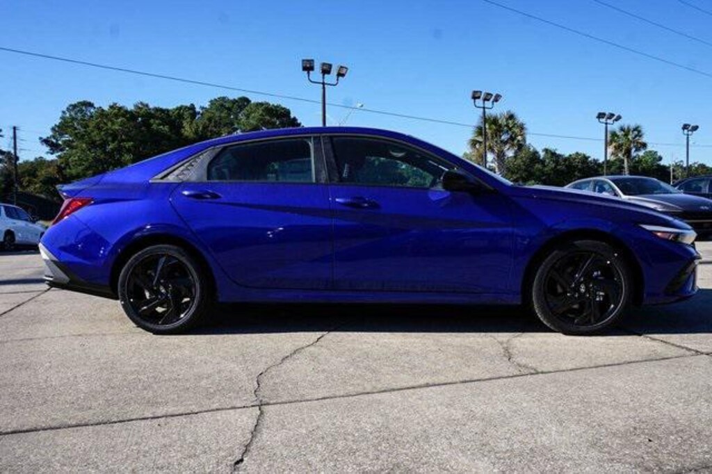 New 2026 Hyundai Elantra SEL Sport Sedan