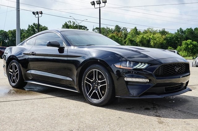 Used 2019 Ford Mustang EcoBoost with VIN 1FA6P8TH7K5204571 for sale in Gautier, MS