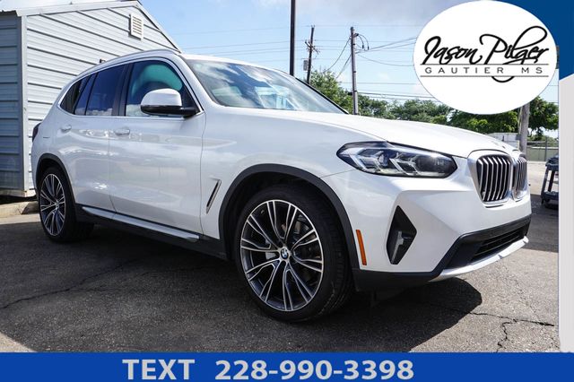 2023 BMW X3 sDrive30i's photo