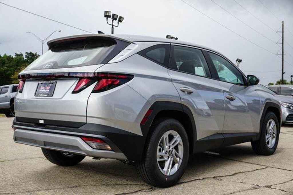 New 2026 Hyundai Tucson SE FWD SUV