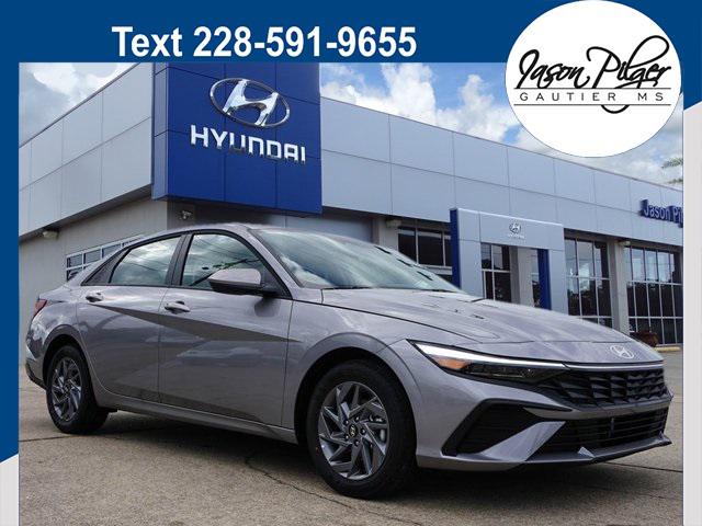 2026 Hyundai Elantra Blue's photo