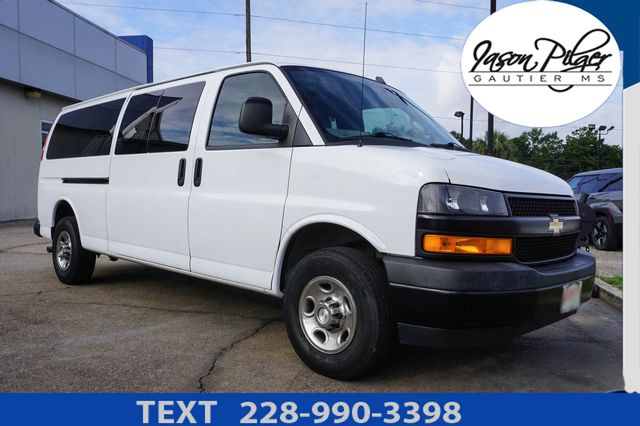 2023 Chevrolet Express 3500 LS Extended's photo
