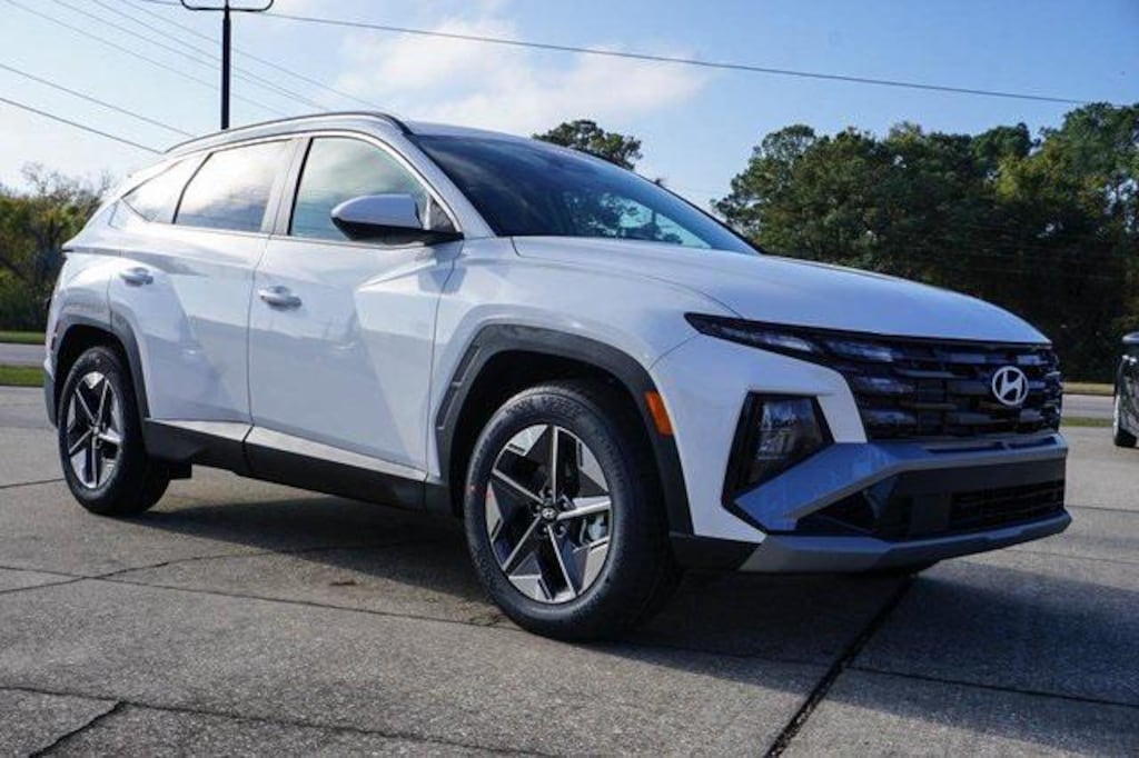 New 2026 Hyundai Tucson SEL FWD SUV