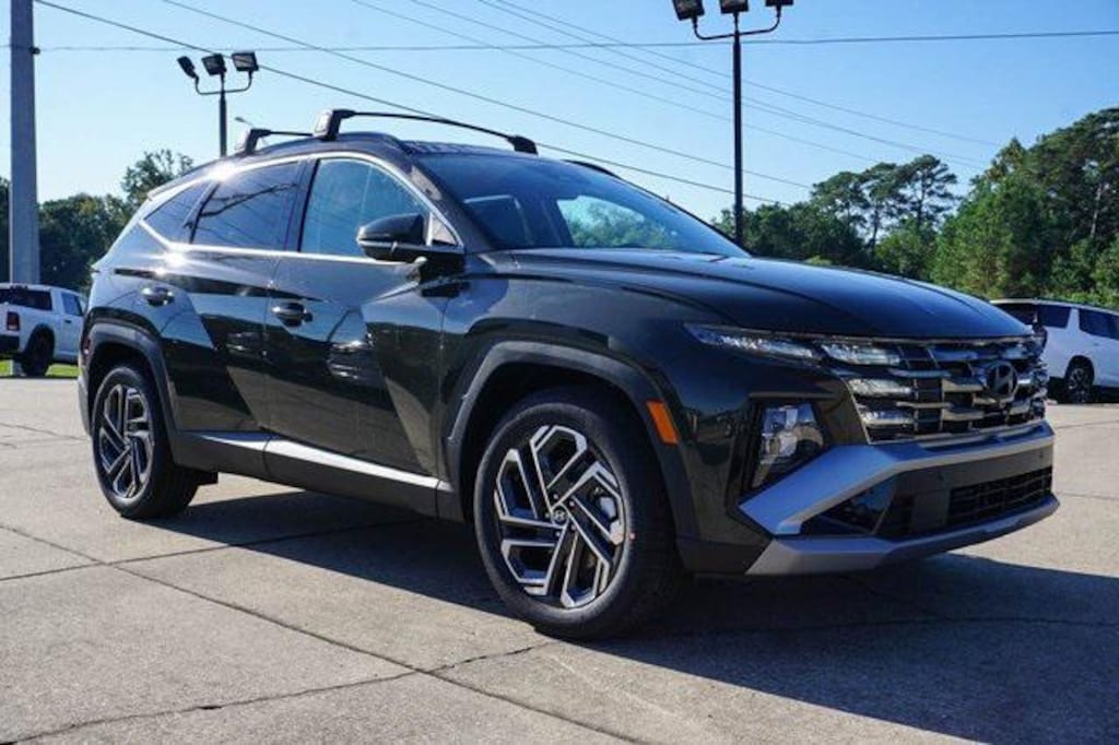 New 2026 Hyundai Tucson Limited FWD SUV