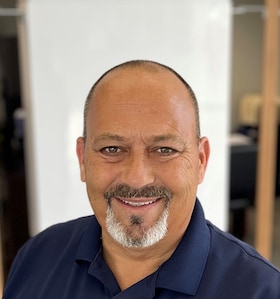 Staff member Jeff Nunn from 8c516207c4f4