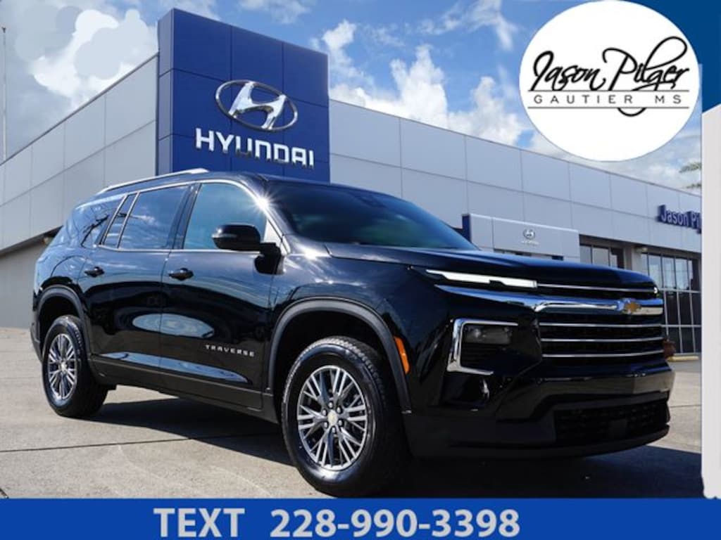 Used 2026 Chevrolet Traverse LT SUV