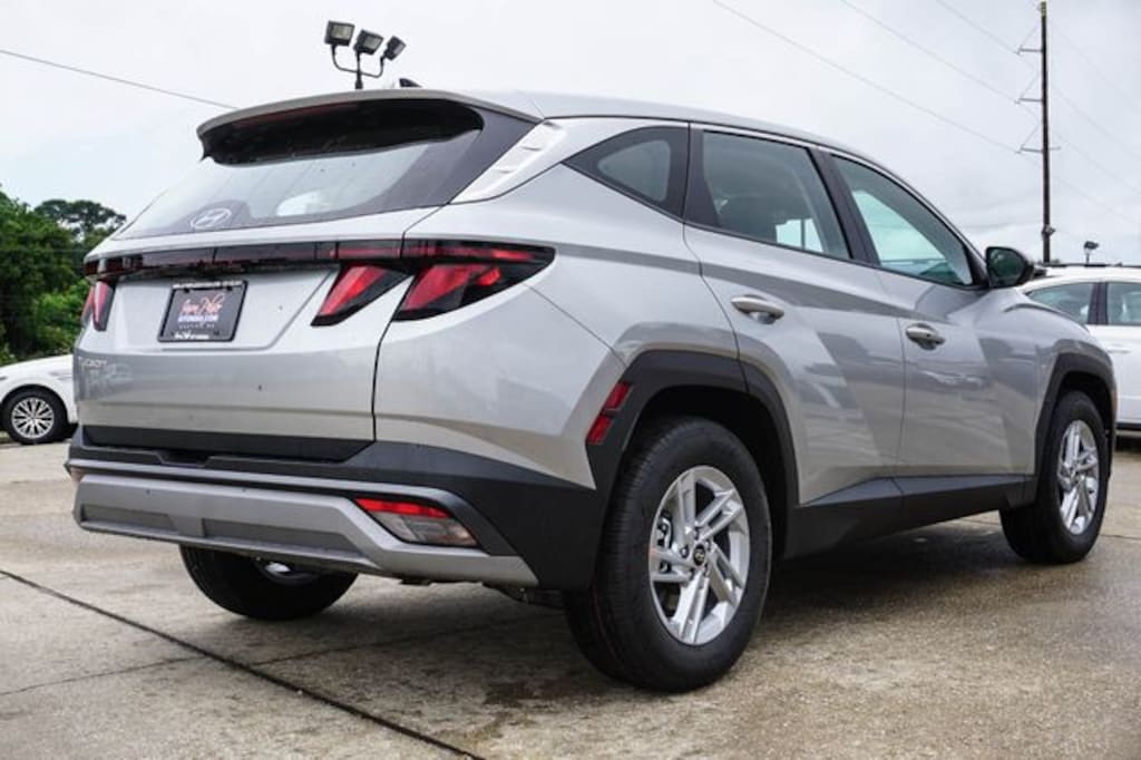 New 2026 Hyundai Tucson SE FWD SUV