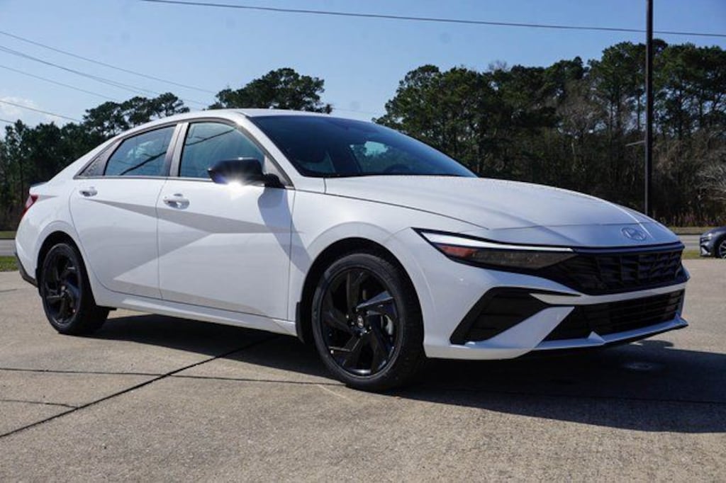 New 2026 Hyundai Elantra SEL Sport Sedan