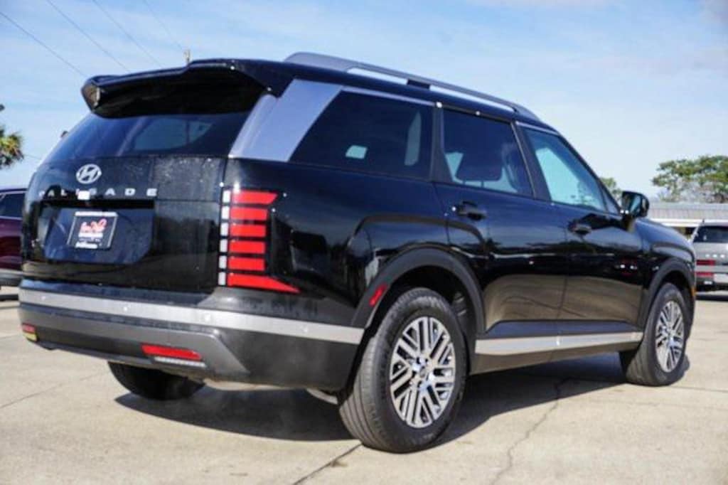 New 2026 Hyundai Palisade SEL Premium FWD SUV