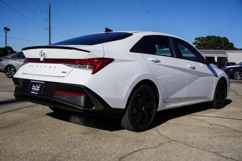 New 2026 Hyundai Elantra Hybrid SEL Sport Sedan