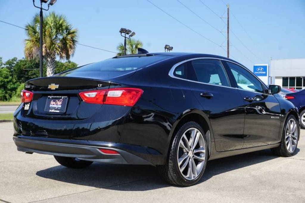 Used 2025 Chevrolet Malibu LT Sedan