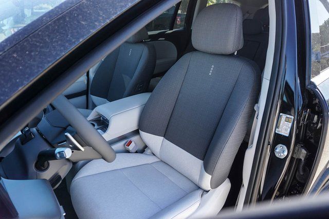 2026 Hyundai IONIQ 9 SE - Photo 15