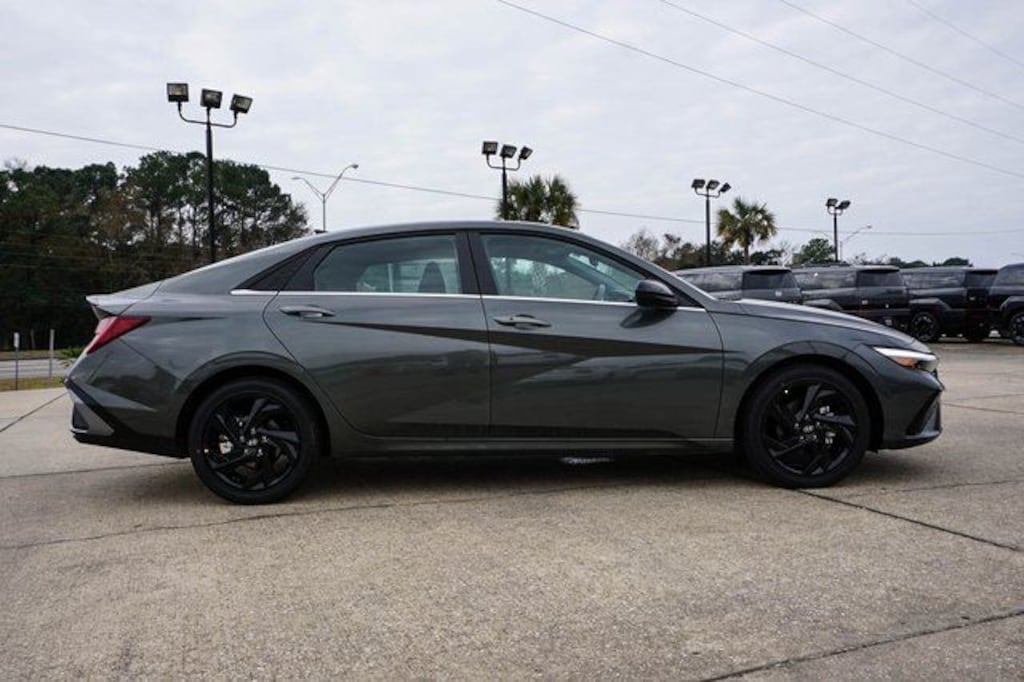 New 2026 Hyundai Elantra SEL Sport Premium Sedan